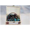 Image 1 : WOOD BOX OF HEMITITE MAGNETIC JEWELLRY