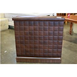 FOUR FOOT VINYL RETRO BAR UNIT