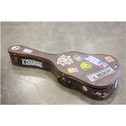 ACOUSTIC GUITAR AND CASE