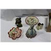 Image 2 : BOX OF COLLECTIBLE CHINA AND HAND PAINTED VINTAGE FIGURES