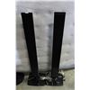 Image 1 : PARI OF LG FLOOR SPEAKERS