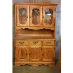 OAK 2-PIECE DISPLAY CABINET WITH HUTCH TOP