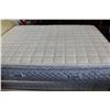 Image 1 : QUEENSIZE BARLOW POSTURE POCKET PILLOW TOP BOX AND MATTRESS