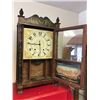 Image 9 : Jeromes' & Darrow Transitional Shelf Clock
