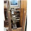 Image 8 : Grandmother's Clock by Colonial Mfg. Co.
