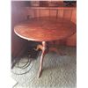 Image 1 : Antique Tilt Top Table