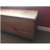 Image 4 : Antique Blanket Chest