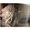 Image 1 : 1960s Mustang Motor and Windshield