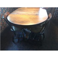 Round Oak Pedestal Table