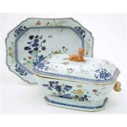 A Chien Lung polychrome boars head tureen, cover and stand, with dog finial and fence pattern dec...