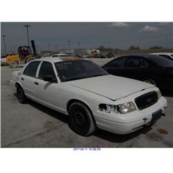 2004 - FORD CROWN VICTORIA with TX Title