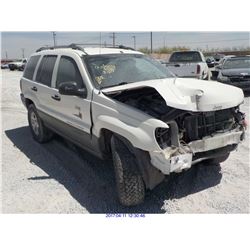2001 - JEEP GRAND CHEROKEE // SALVAGE