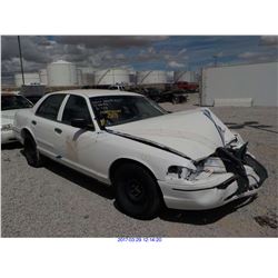 2000 - FORD CROWN VICTORIA with TX Title