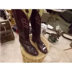 LADIES LEATHER COWBOY BOOTS - 9C