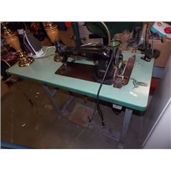 SINGER COMMERCIAL SEWING MACHINE IN CABINET