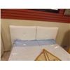 Image 1 : NEW QUEEN/KING HEADBOARD - LEATHER STYLE - WHITE