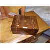 Image 1 : VINTAGE INLAID WOOD BOX