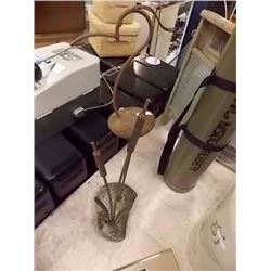 YARD ORNAMENT - WROUGHT IRON BIRD WITH ROCK ACCENT