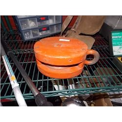 VINTAGE BLOCK & TACKLE