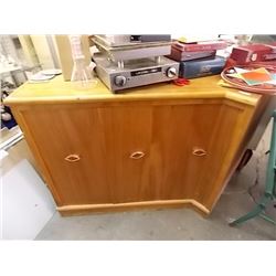 CORNER CABINET WITH 2 DOORS
