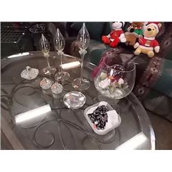 LOT OF UNIQUE OIL LAMPS & DECORATIONS