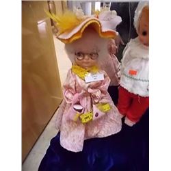 VINTAGE SEWING COLLECTORS DOLL
