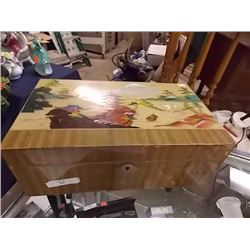 LARGE WOODEN JEWELRY BOX (MUSICAL ) & CONTENTS