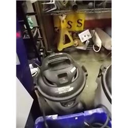 SHOP VAC - 5 GAL - HAUSMANN