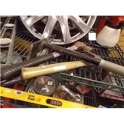 GARDEN TOOL & 2 HAMPERS