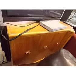 CORNER CABINET WITH 2 DOORS