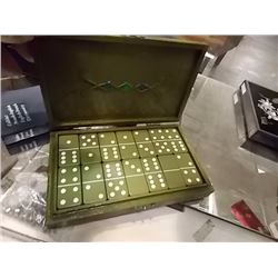 MAHJONG GAME IN CASE