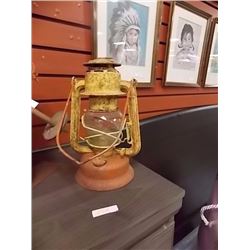 VINTAGE HURRICANE LANTERN