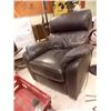 Image 2 : NEW BROWN LEATHER STYLE ELECTRIC RECLINER - WITH POWER CORD - STR - WORKING