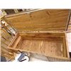 Image 3 : VINTAGE CEDAR CHEST - LANE - WITH DRAWER
