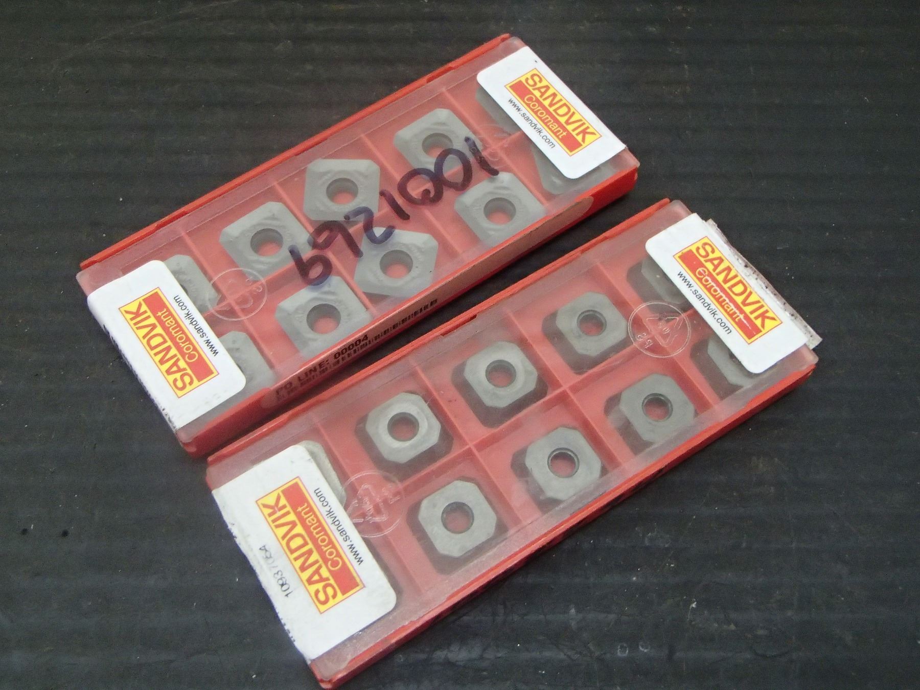 New Sandvik Carbide Inserts, See Desc for Info - BTM Industrial
