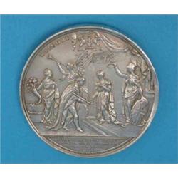 A cased silver medallion, ‘In Commemoration of Her Majesty’s Visit to the City Nov 9th 1837' 60mm...