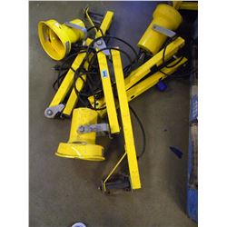 3 YELLOW DOCK LIGHTS