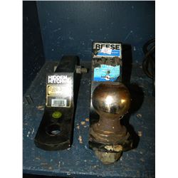 REESE TRAILER HITCH/HIDDEN HITCH