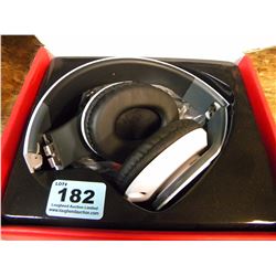 BEATS BY DR DRE(AUTHENTICITY UNKNOWN)