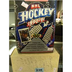 2 BOXES OF HOCKEY CARDS