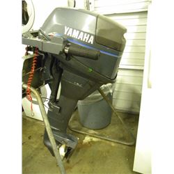 YAMAHA 9.9 ELECTRIC START 4 STROKE OUTBOARD MOTOR(STAND NOT INCLUDED)