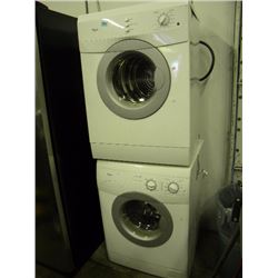 WHITE WHIRLPOOL CONDO SIZE STACKING WASHER/DRYER