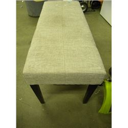 BEIGE HALL BENCH