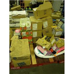 LARGE PALLET OF MISC FOOD ASSORTED CHOCOLATES/NEW KIDS TOYS