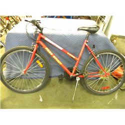 FREESPIRIT 18SPD MOUNTAIN BIKE