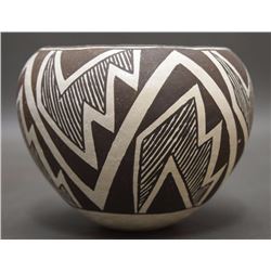 ACOMA POTTERY BOWL (LEWIS)