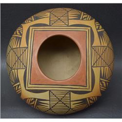 HOPI POTTERY JAR (NAMPEYO)