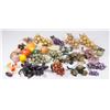 Image 1 : Group Lot Stone Fruit & Candy