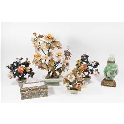 Chinese Green Quartz Covered Jar, Jade Trees, Box