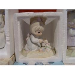 88 Members Only Precious Moments